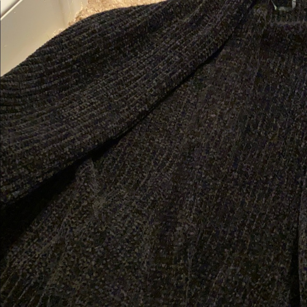 Sweater - Picture 3 of 3